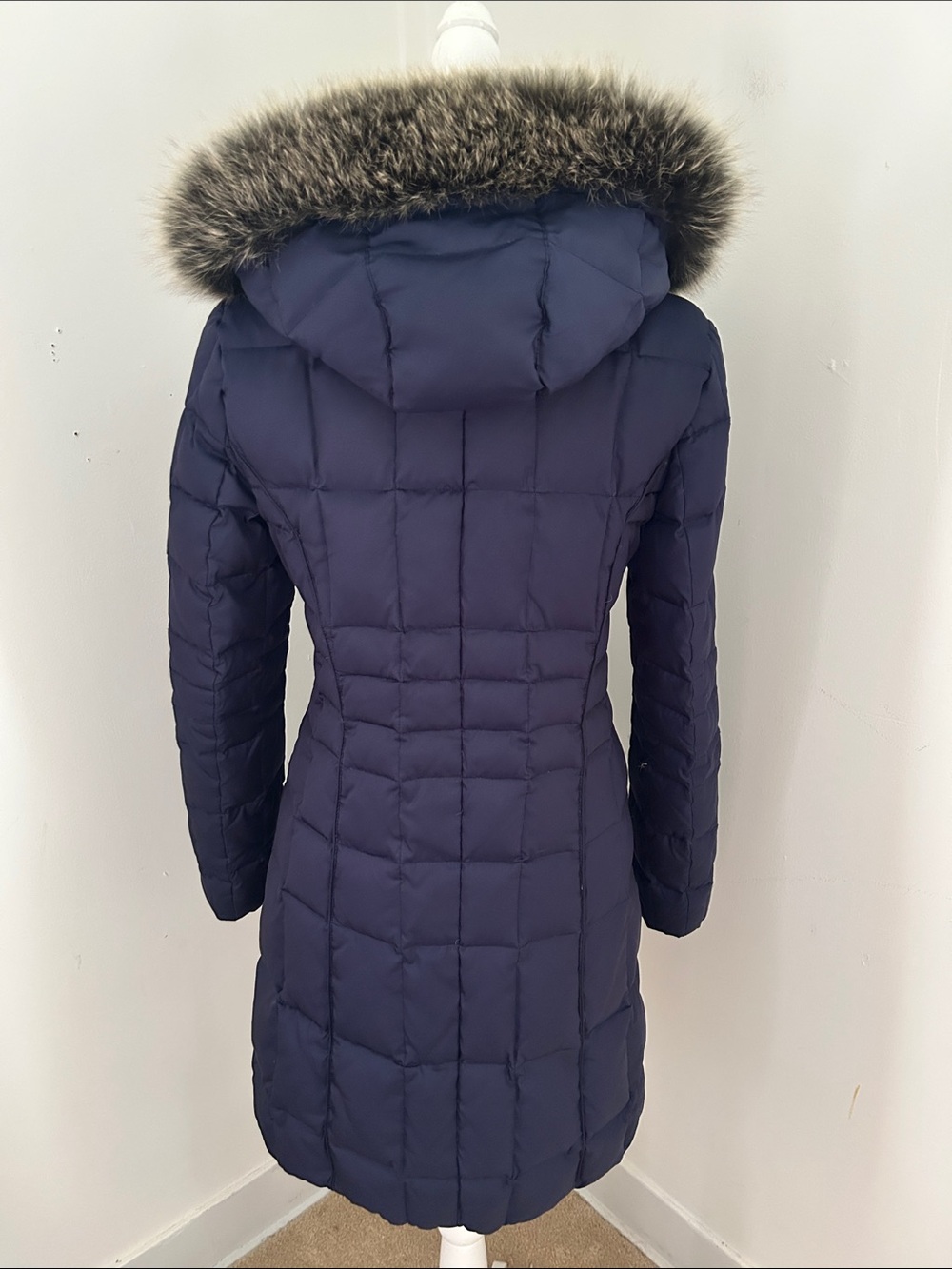 Laundry By Shelli Segal Navy Quilted Hooded Lond Down Puffer with Fur Trim Sz S - Picture 5 of 10